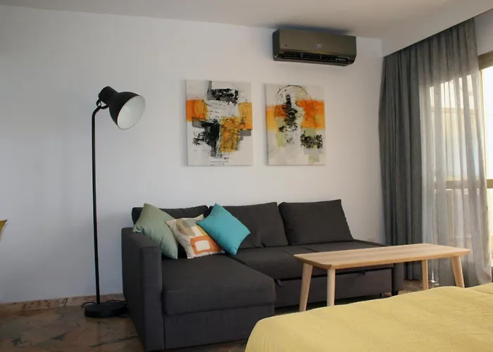 Located Right On The En Romana Playa