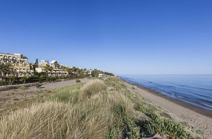 Apartment Located Right On The En Romana Playa