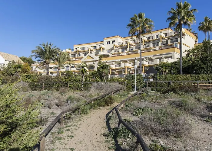 Located Right On The En Romana Playa Apartamento *